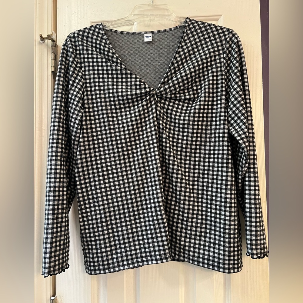 Old Navy Black and White Gingham Shirt